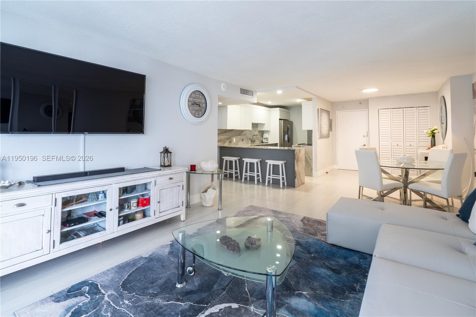 5701 Collins Ave # 1417, Miami Beach FL 33140 photo 4