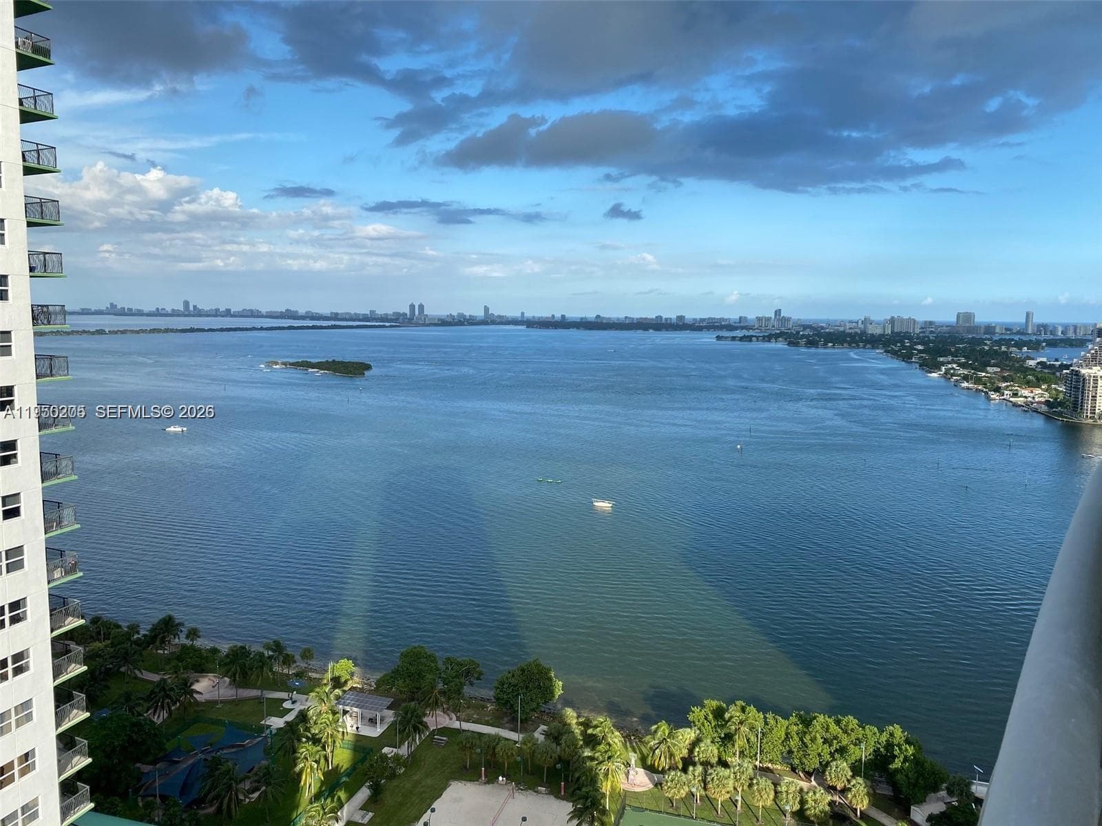 1750 N Bayshore Dr # 3005, Miami FL 33132 photo 2