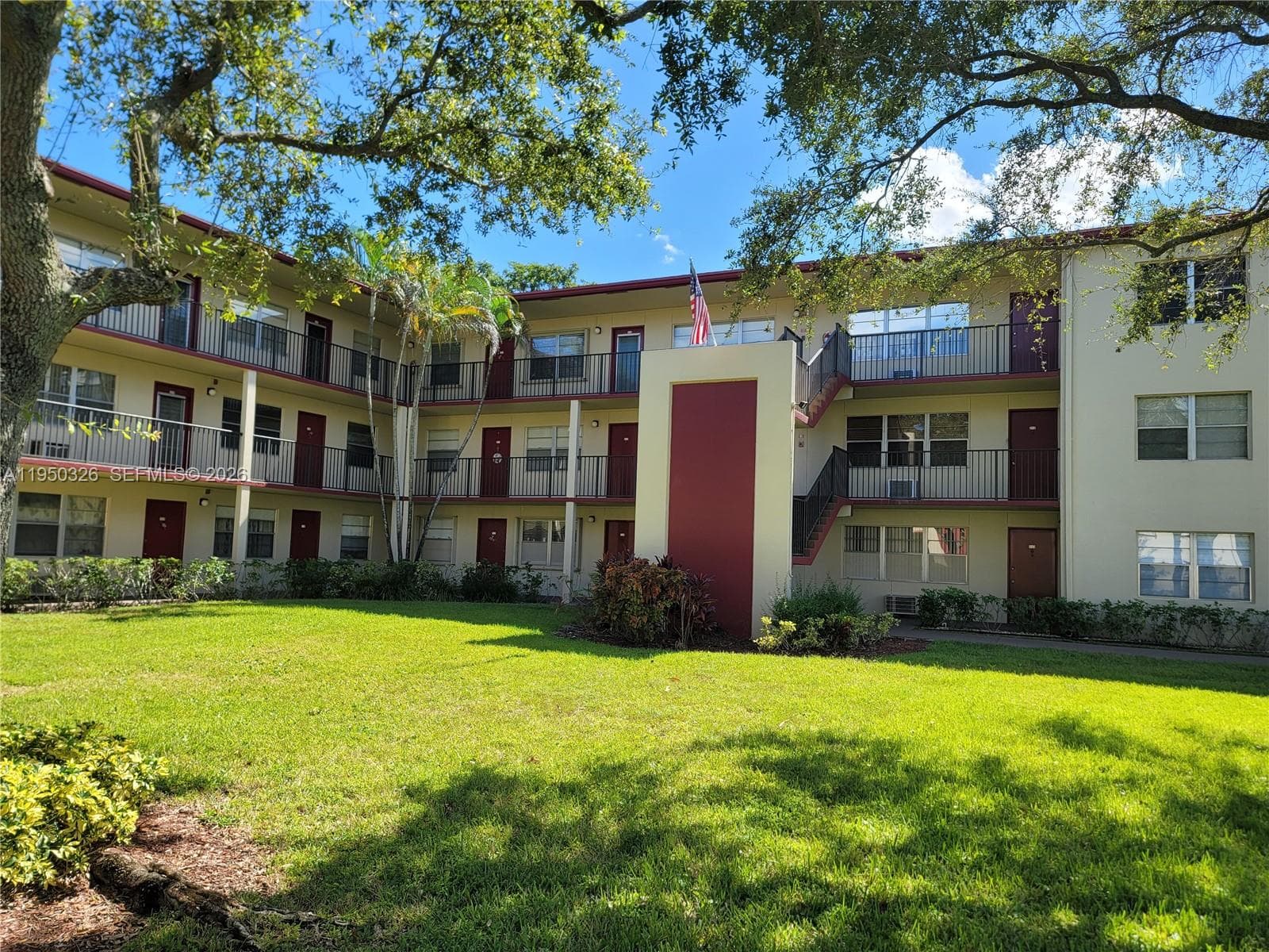 151 SW 134th Way # 312N, Pembroke Pines FL 33027 photo 3