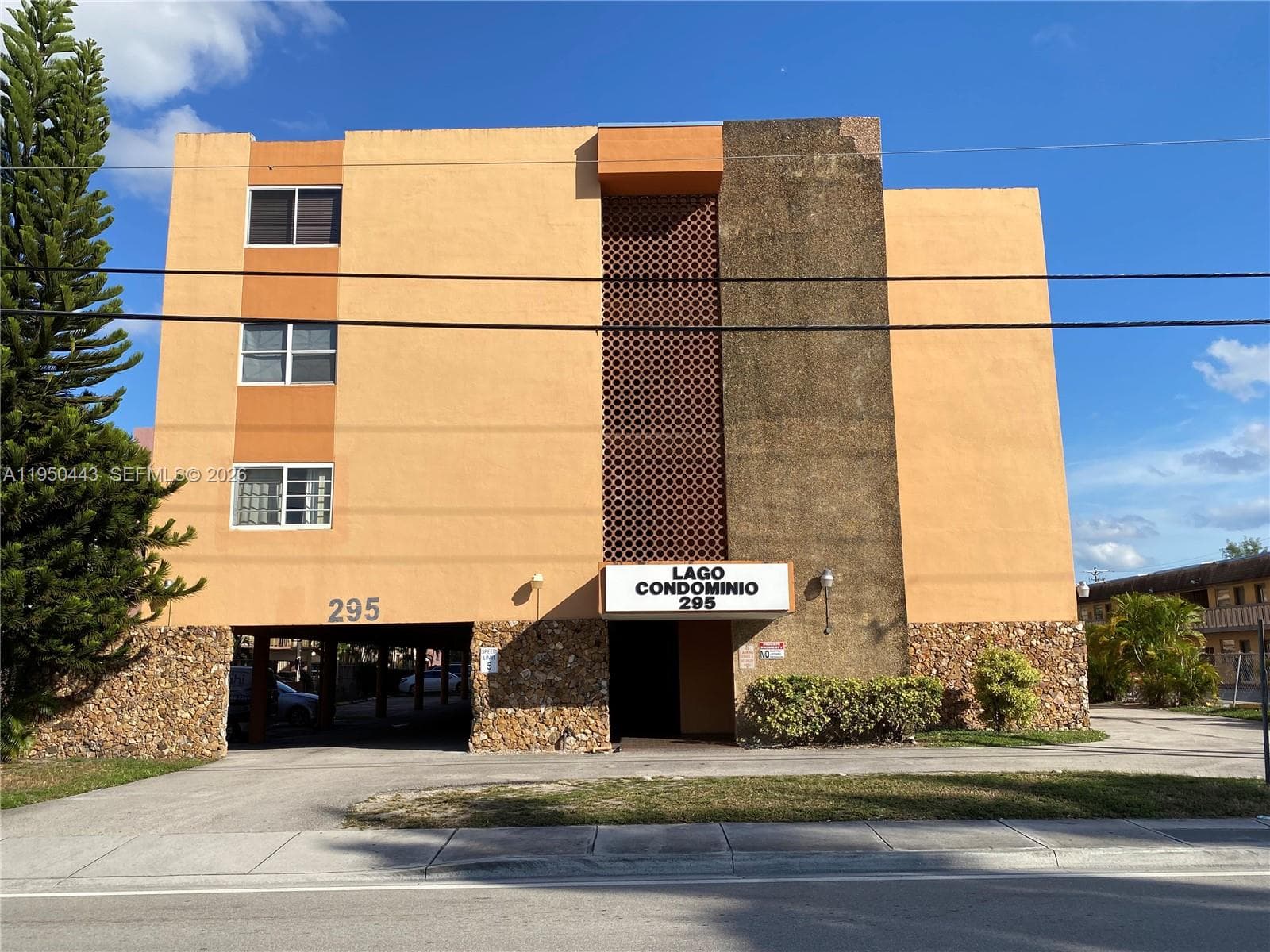 295 NW 72nd Ave # 304, Miami FL 33126