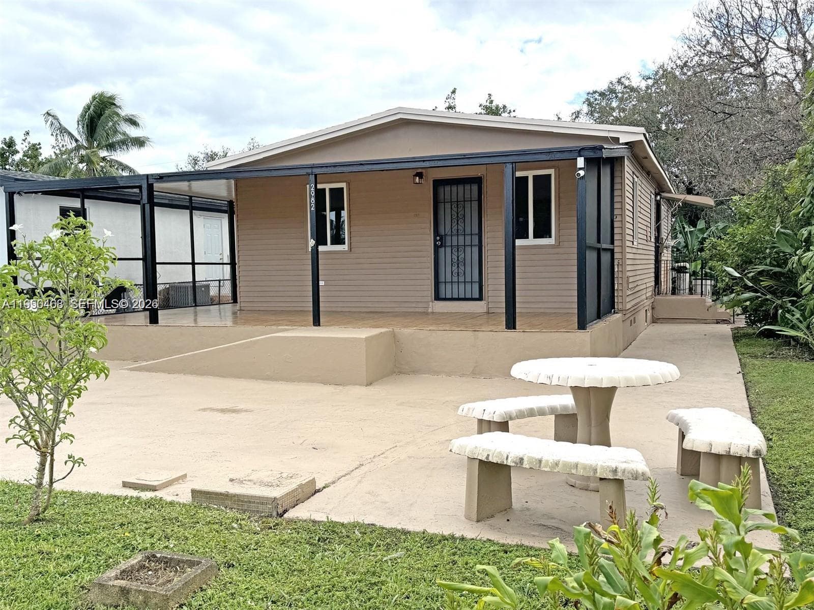 2982 NW 95th St, Miami FL 33147