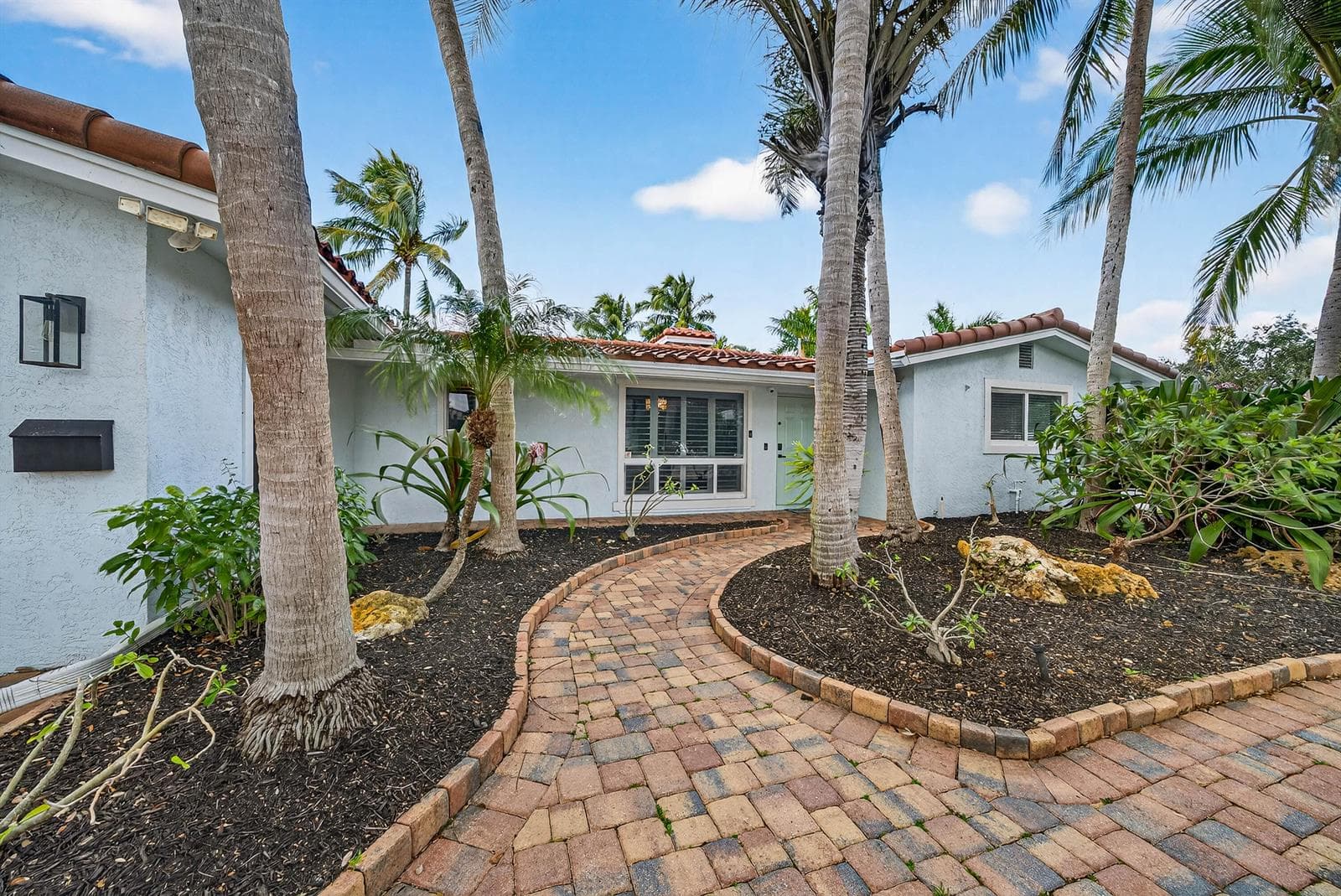 2081 NE 25th Street, Lighthouse Point FL 33064 photo 5