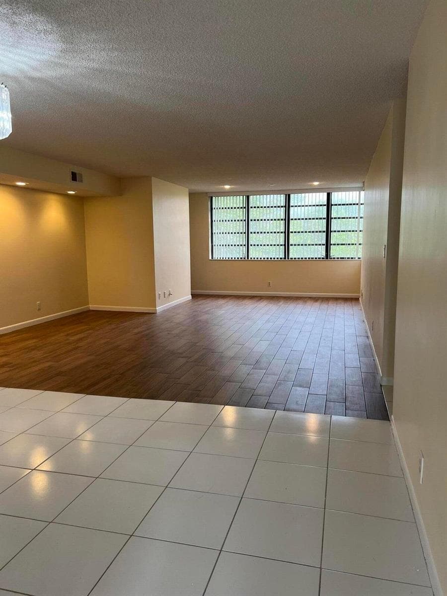 3100 NW 42nd Avenue # D404, Coconut Creek FL 33066 photo 4