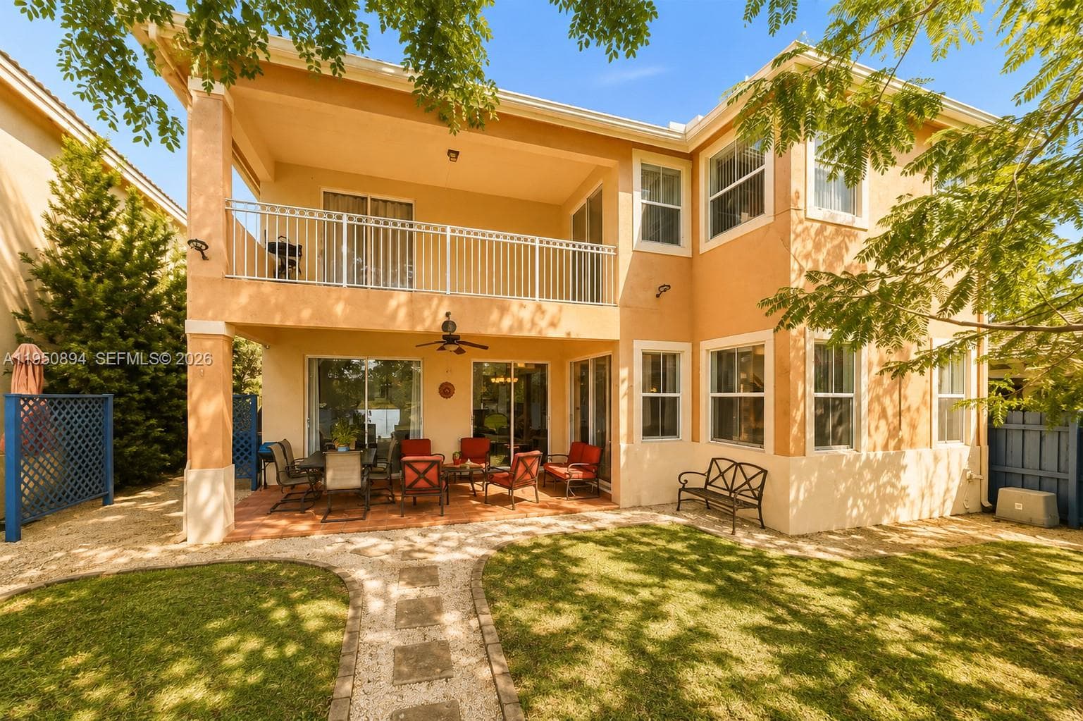 16062 SW 43rd Ter, Miami FL 33185 photo 2