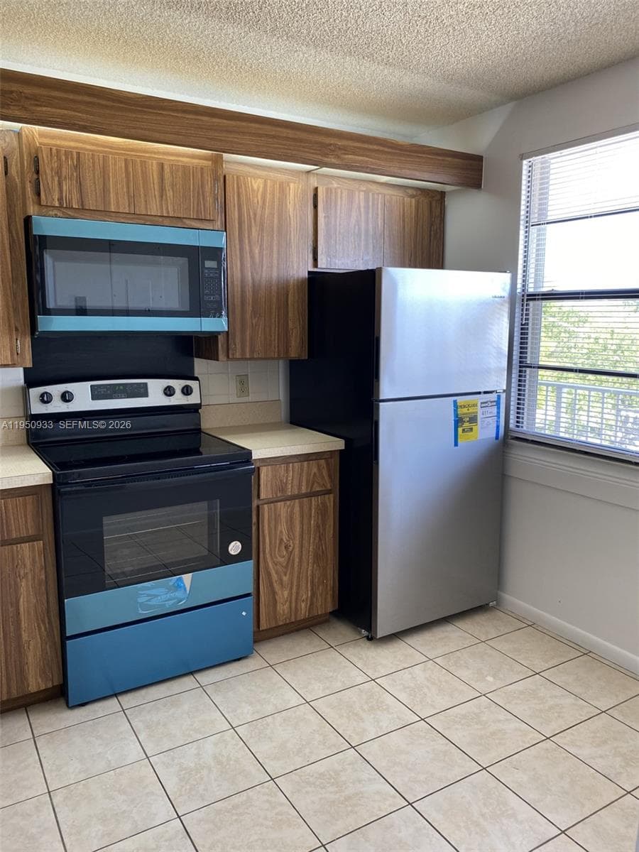 3521 Village Blvd # 405, West Palm Beach FL 33409 photo 2
