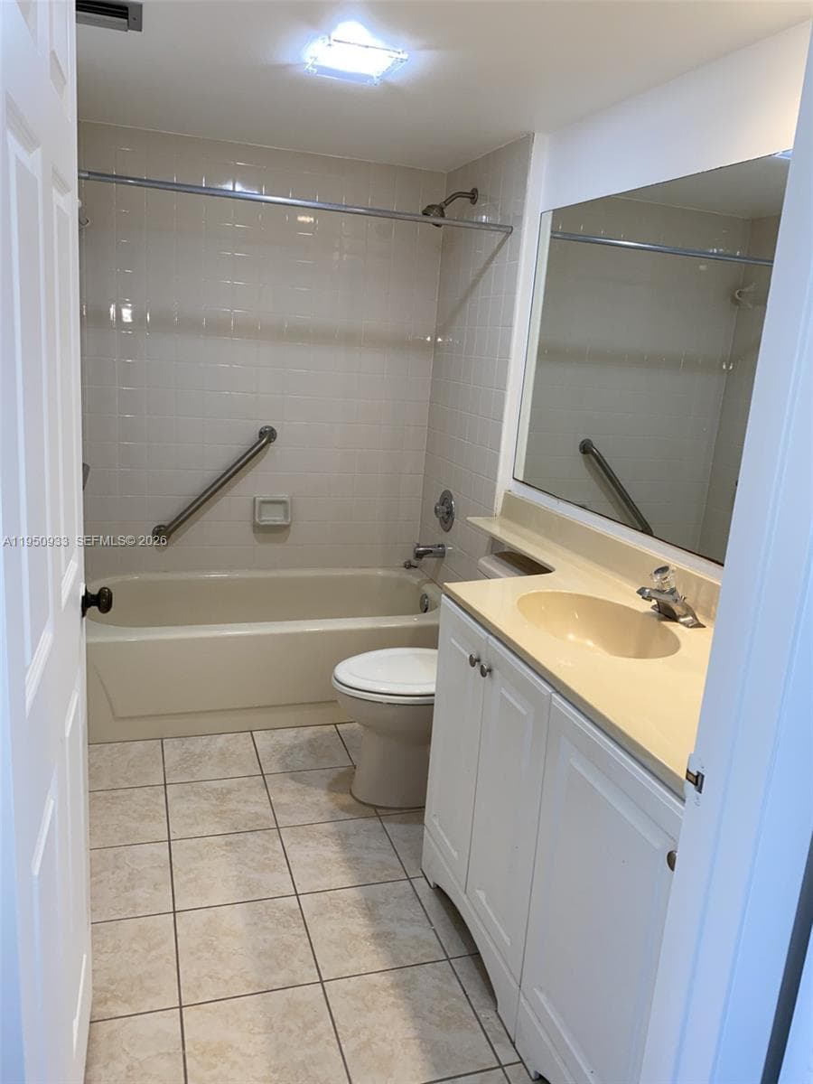3521 Village Blvd # 405, West Palm Beach FL 33409 photo 5