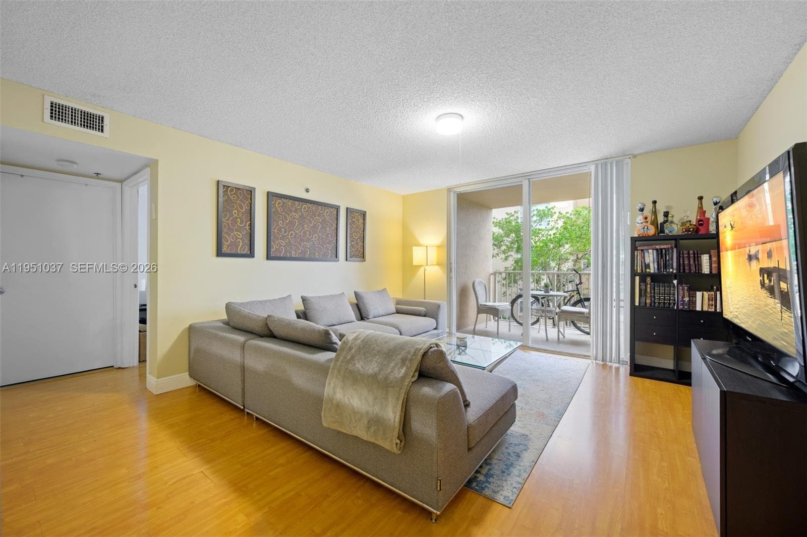 19555 E Country Club Dr # 8303, Aventura FL 33180