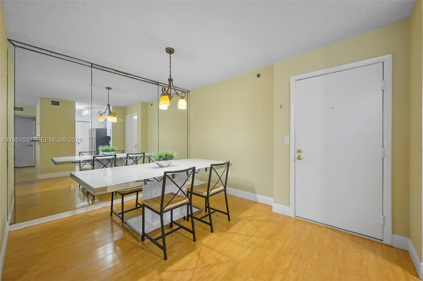 19555 E Country Club Dr # 8303, Aventura FL 33180 photo 5