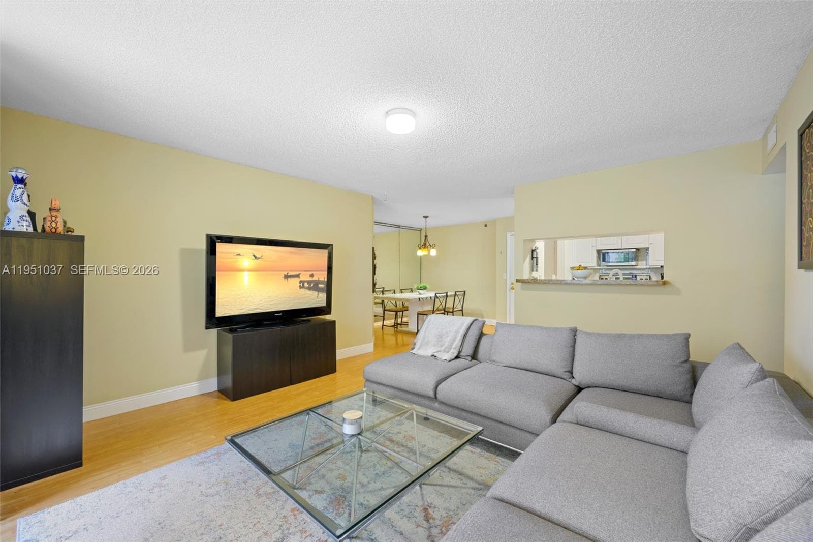 19555 E Country Club Dr # 8303, Aventura FL 33180 photo 4
