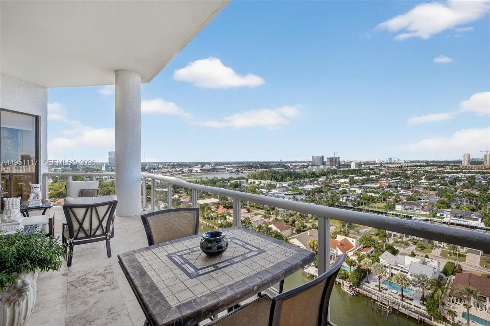 3598 Yacht Club Dr, Aventura FL 33180 photo 3