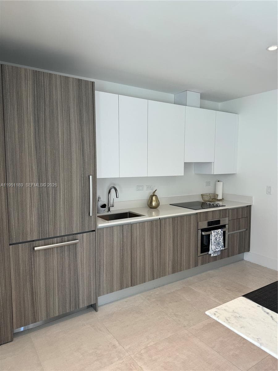 239 SW 9th St # 1405, Miami FL 33130 photo 5