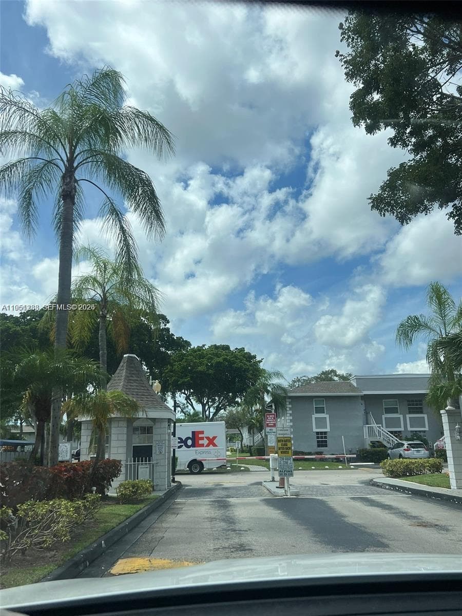 455 NE 210th Cir Ter # 18, Miami FL 33179 photo 3
