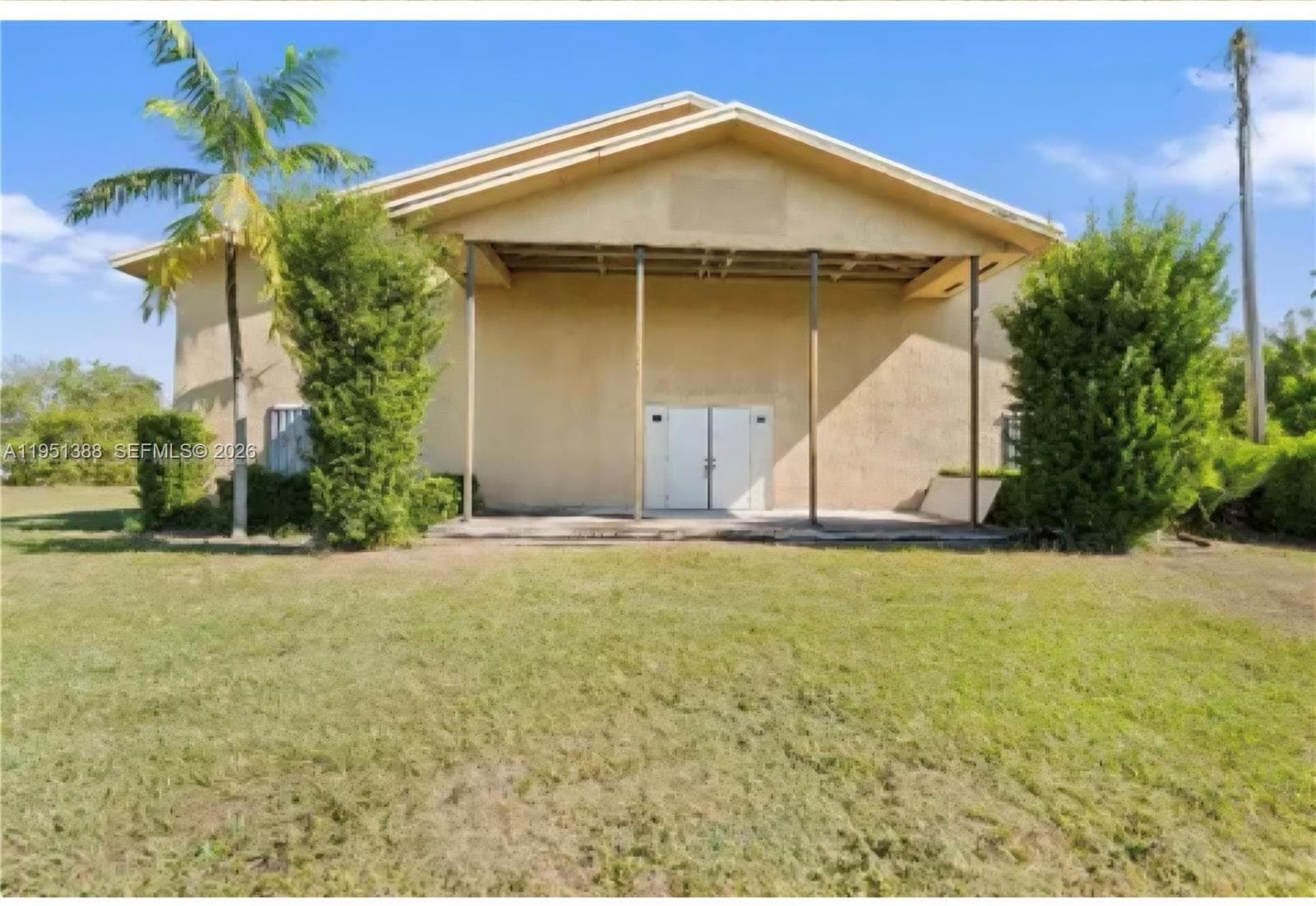 21571 SW 110th Ave, Miami FL 33189 photo 2