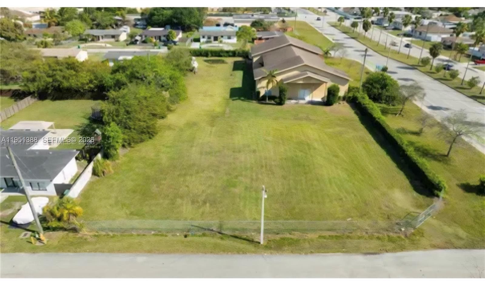 21571 SW 110th Ave, Miami FL 33189 photo 5