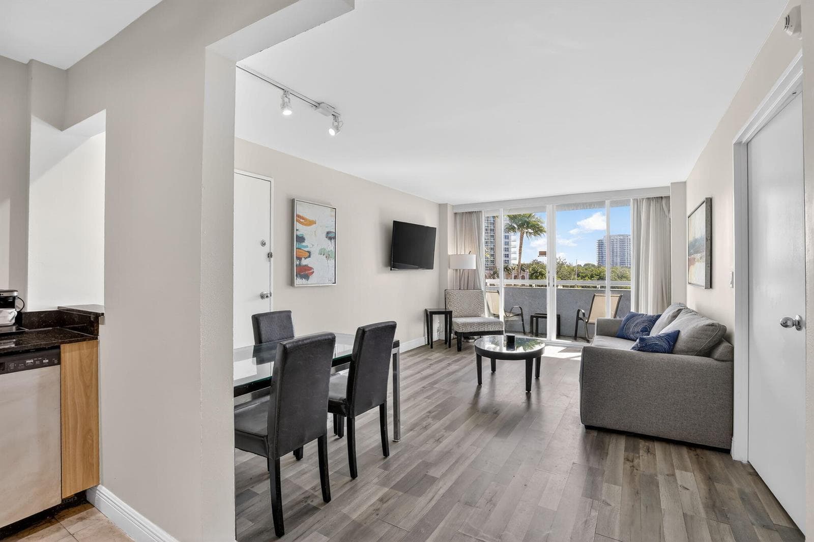 2670 E Sunrise Boulevard # 320, Fort Lauderdale FL 33304 photo 2