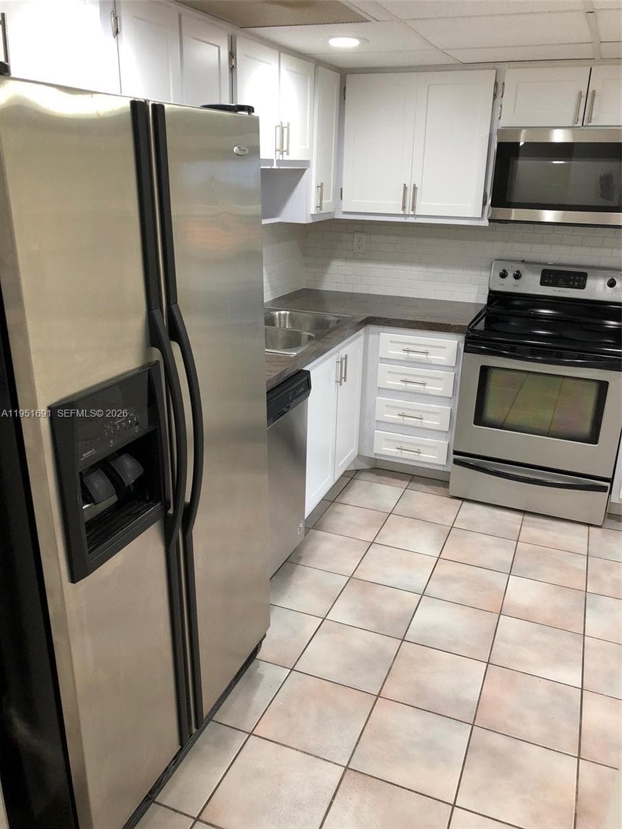 20840 San Simeon Way # 702, Miami, FL 33179 photo 4