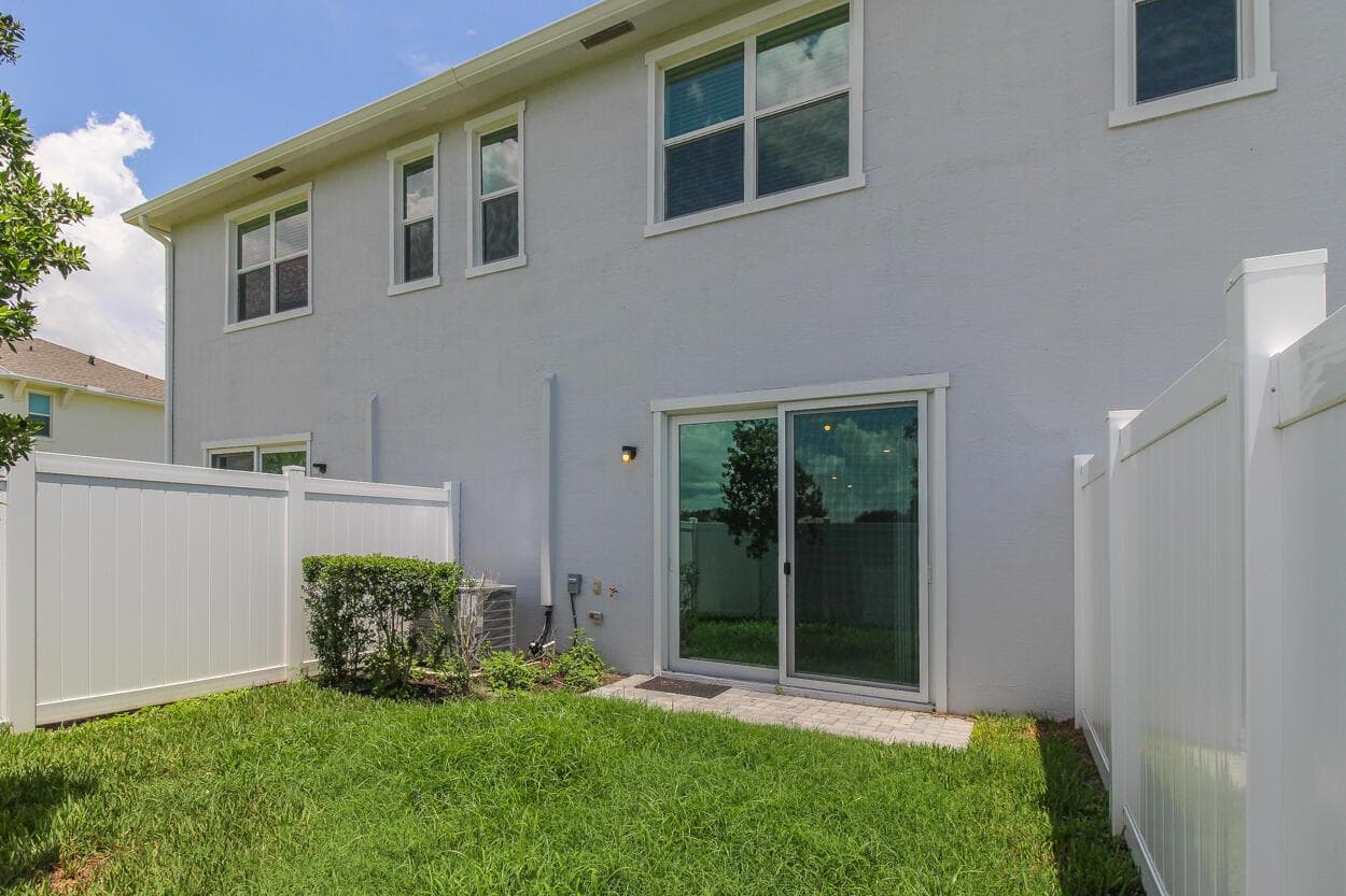 640 SE Lake Falls Street, Port St. Lucie FL 34984 photo 4