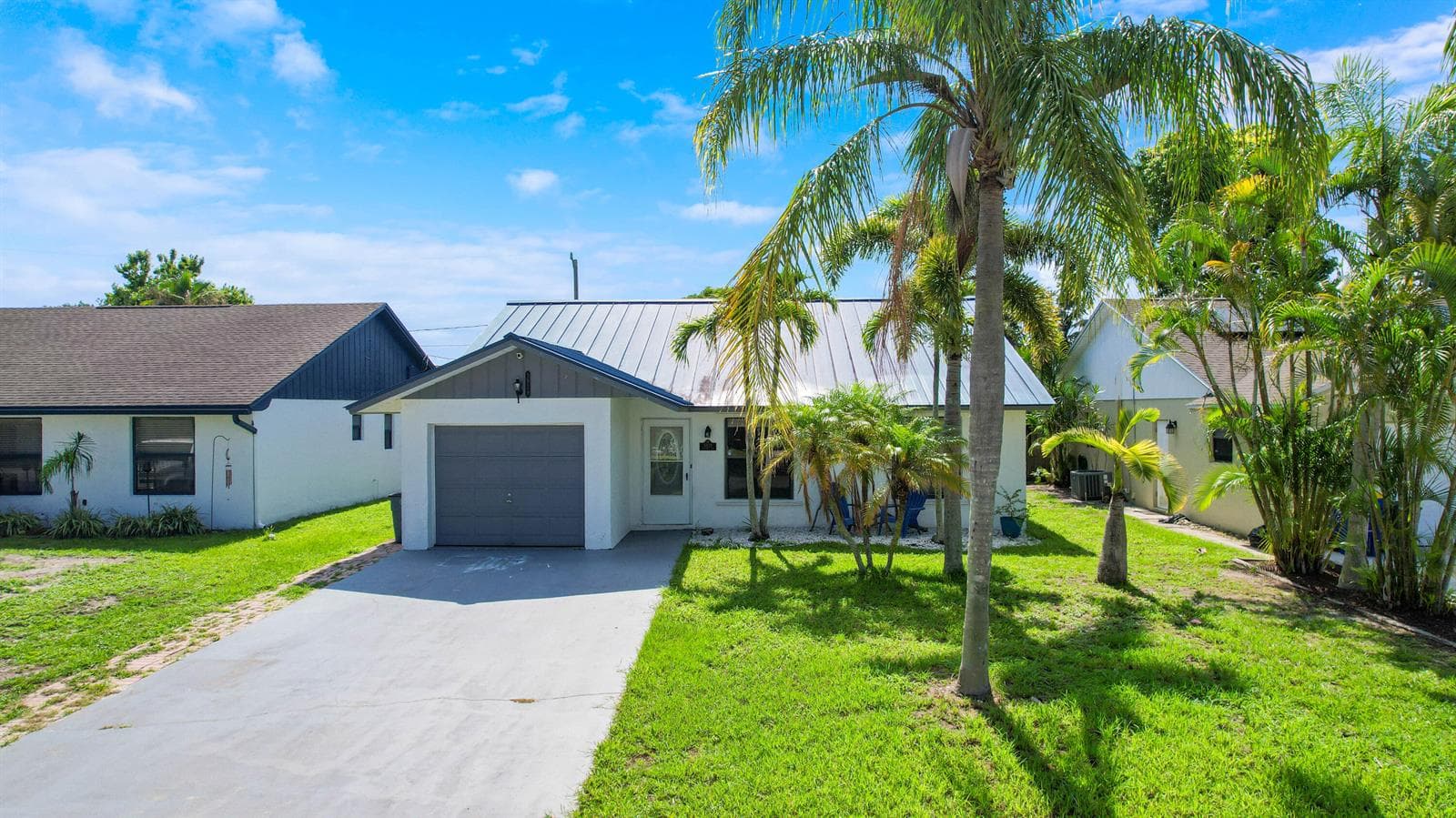 5929 SE Collins Avenue, Stuart FL 34997 photo 2