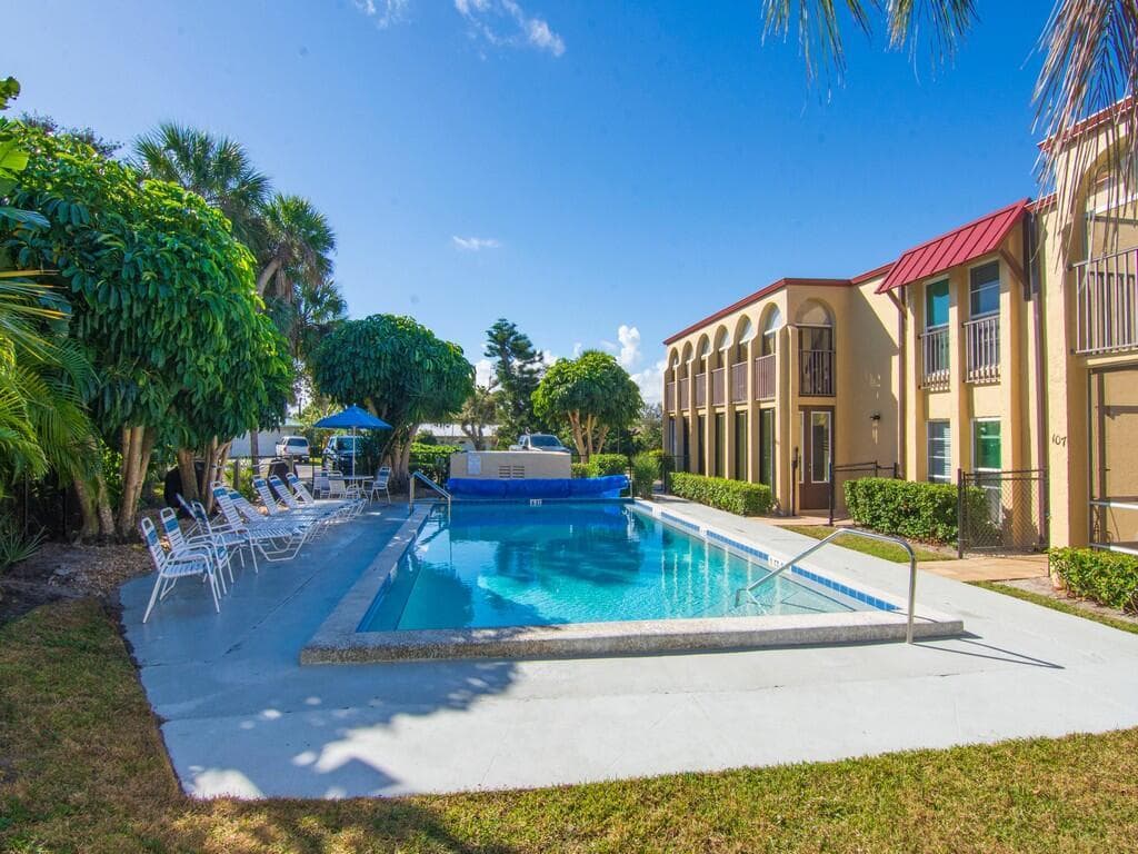 4150 Highway A1A # 101, Vero Beach FL 32963 photo 2