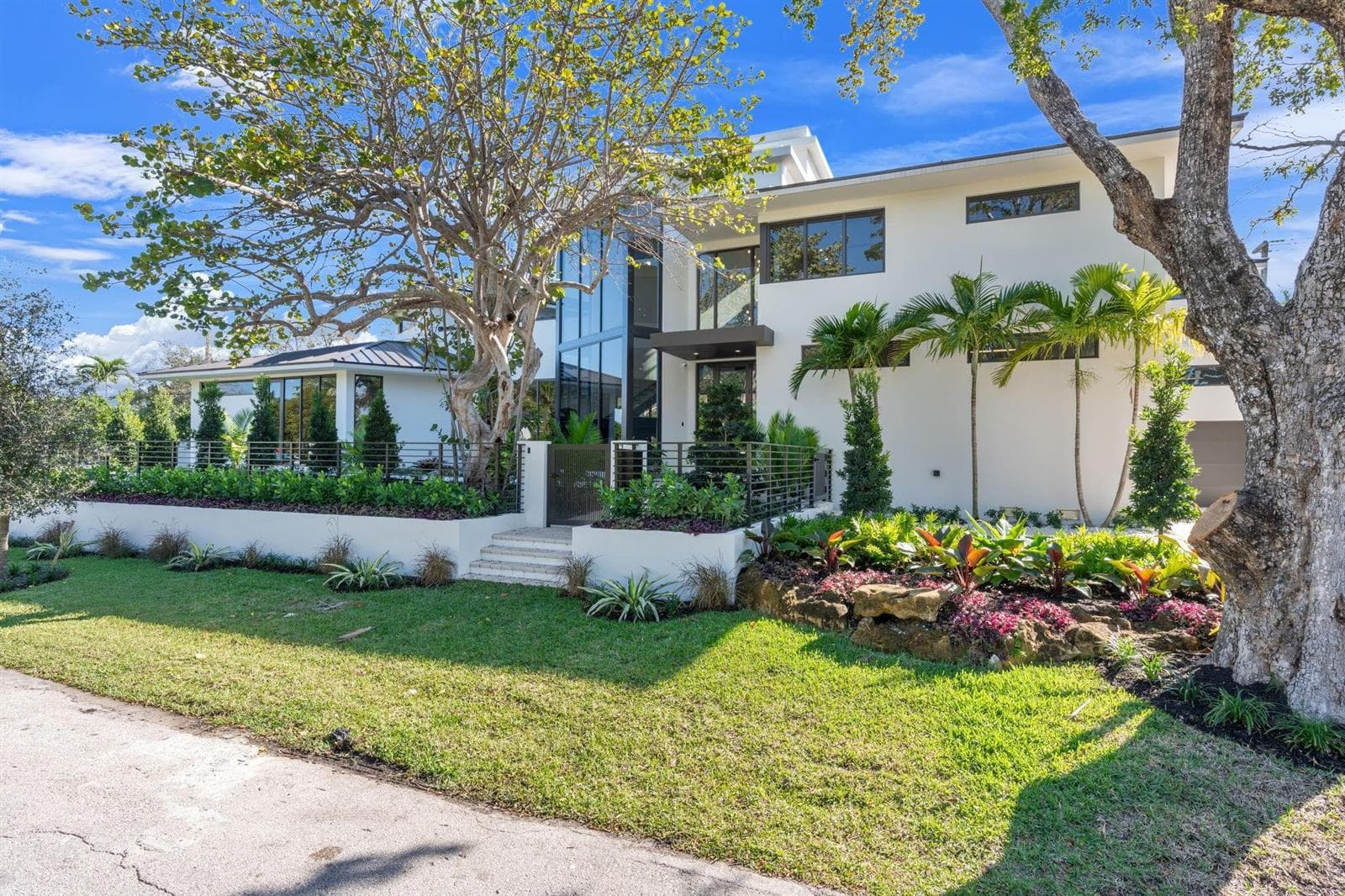 2035 Intracoastal Drive, Fort Lauderdale FL 33305 photo 3