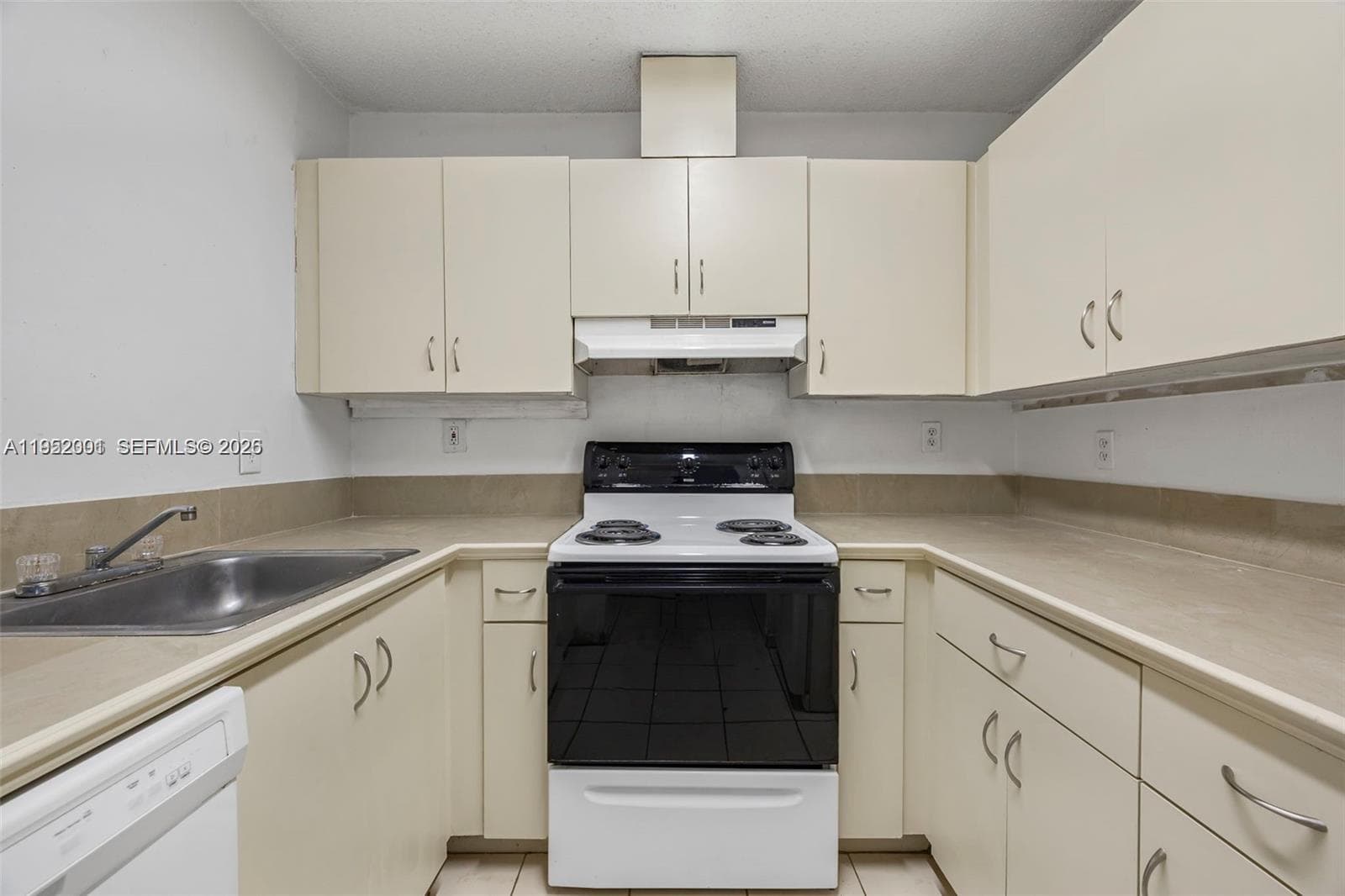 8421 SW 209th St # 8421, Cutler Bay FL 33189 photo 3