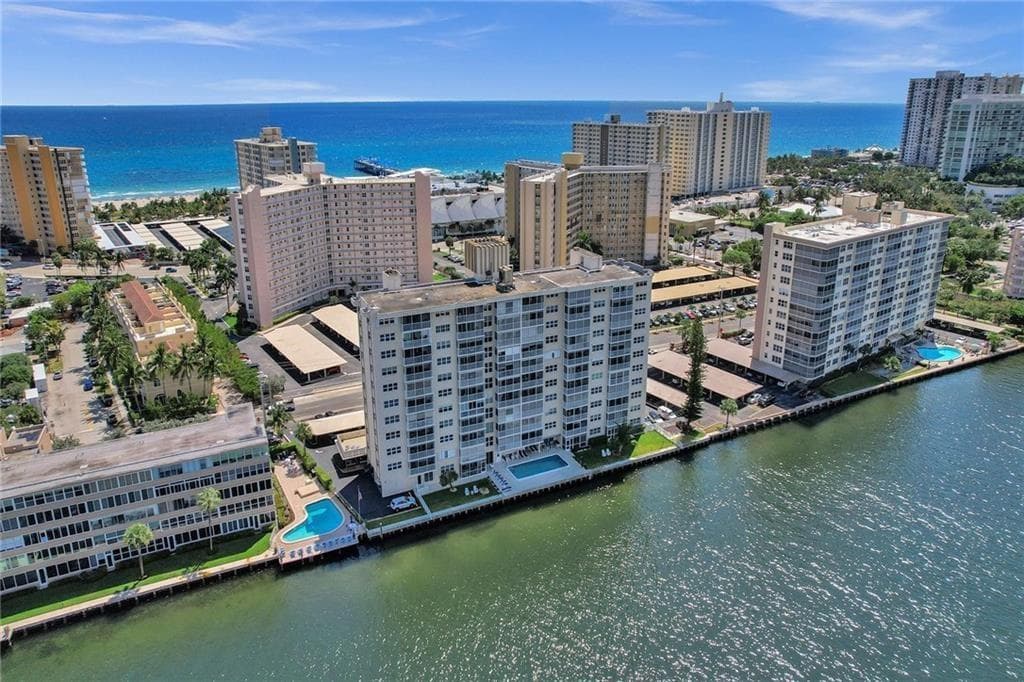 303 N Riverside Drive # PH-4, Pompano Beach FL 33062 photo 2