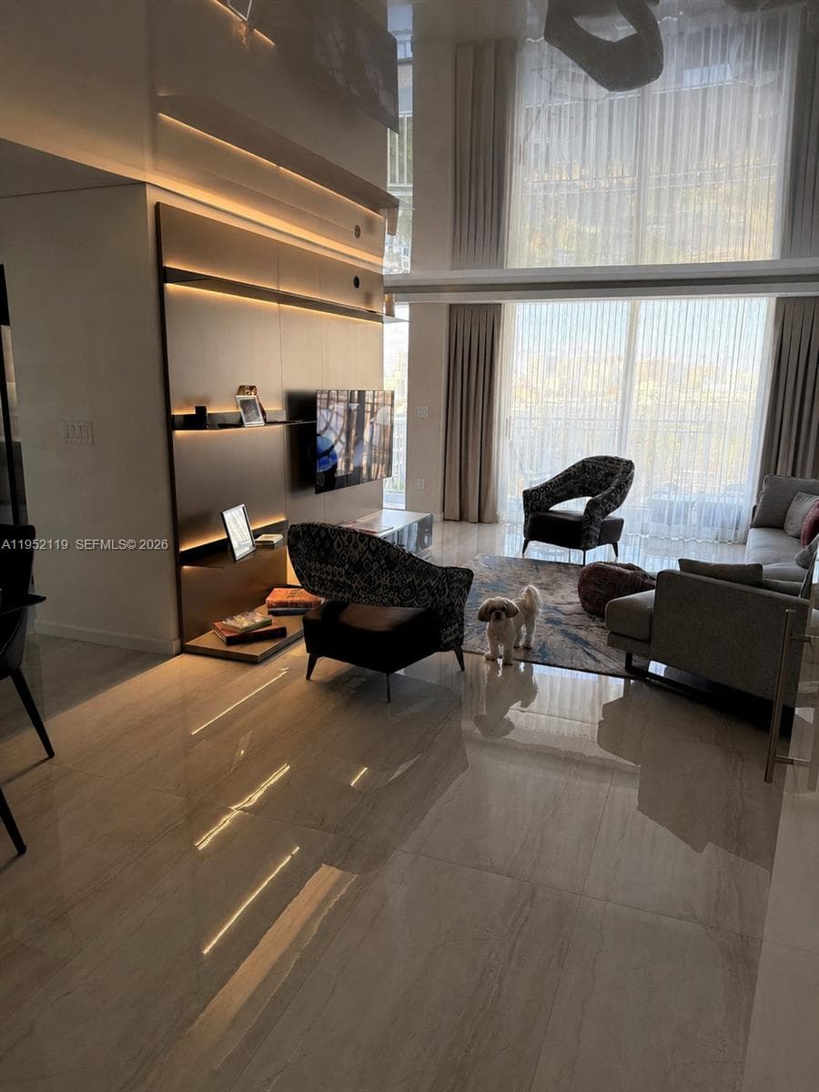 210 174th St # 911, Sunny Isles Beach FL 33160 photo 3
