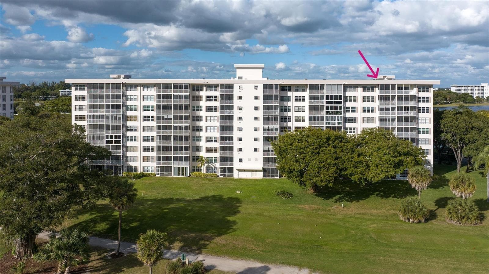 3050 N Palm Aire Drive # 909, Pompano Beach FL 33069 photo 2