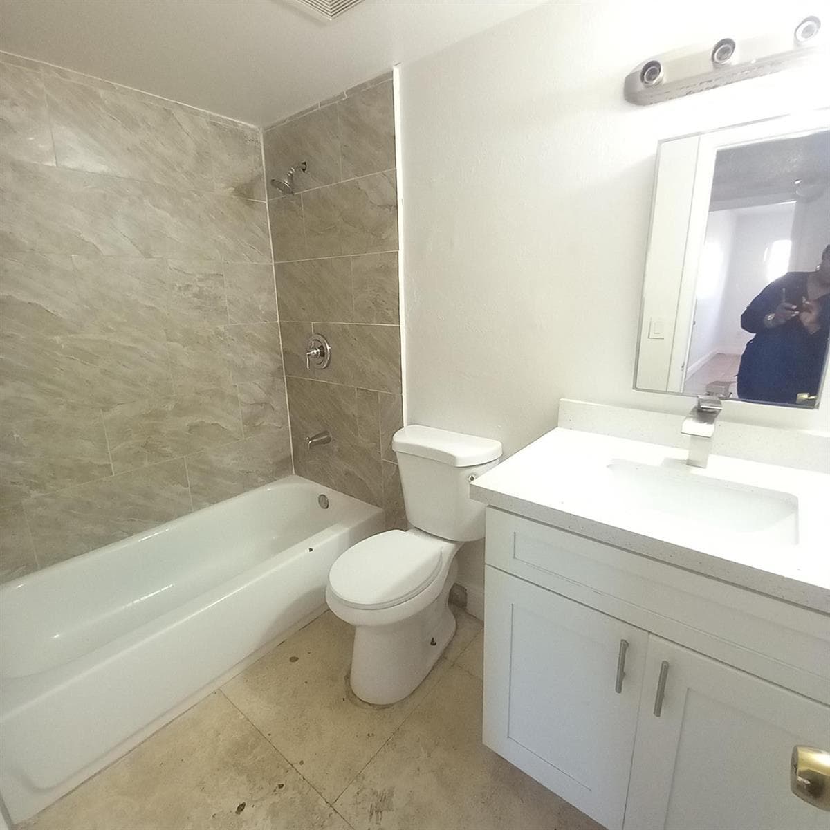 3610 NW 21st # 413, Lauderdale Lakes FL 33311 photo 5