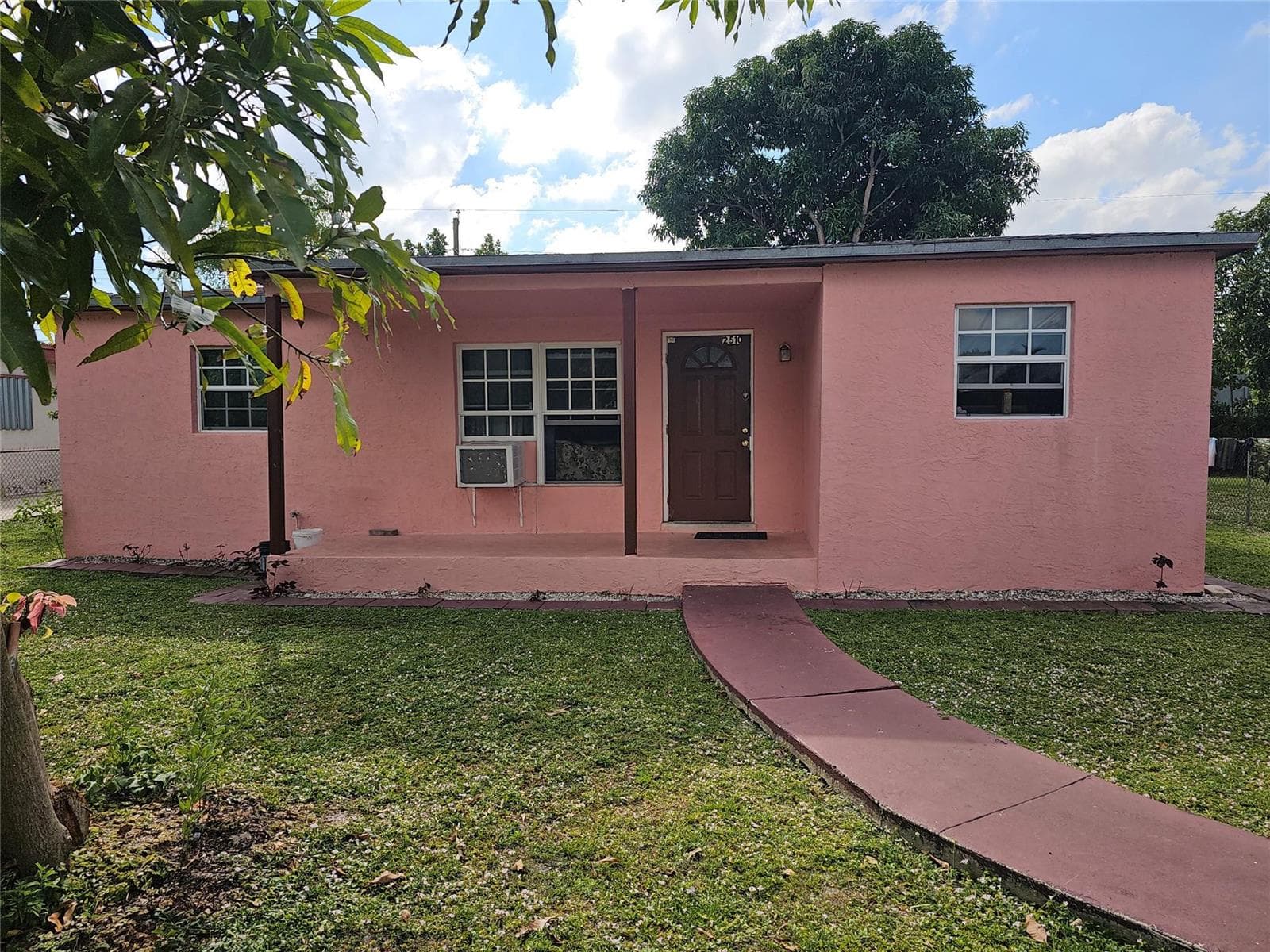 2510 NW 6 Street, Pompano Beach FL 33069 photo 2