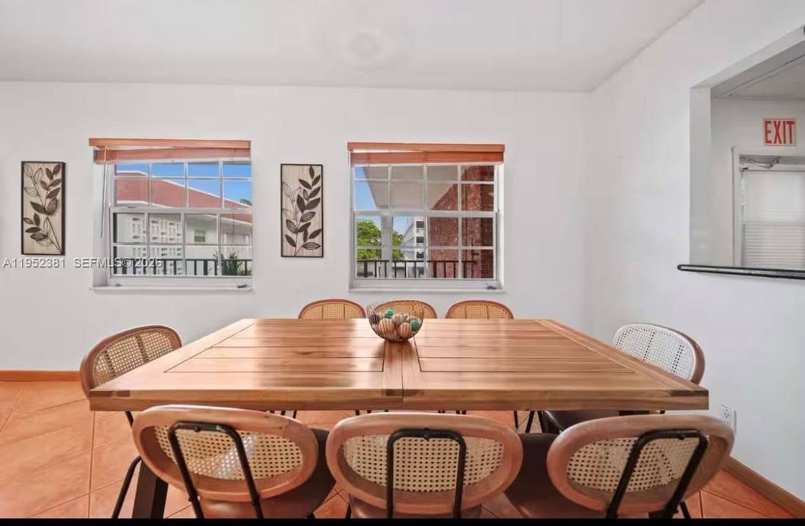 2424 NE 9th St # 307, Fort Lauderdale, FL 33304
