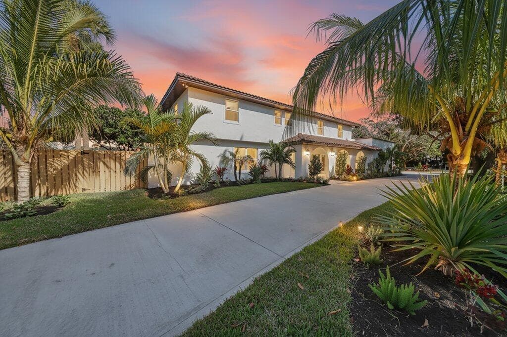 37 E High Point Road, Sewalls Point FL 34996 photo 2
