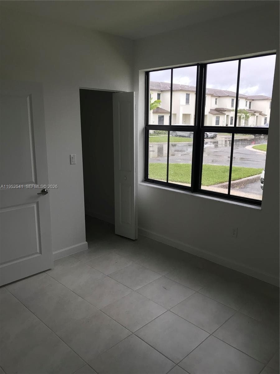 12989 SW 233rd Ter # 12989, Miami FL 33032 photo 3