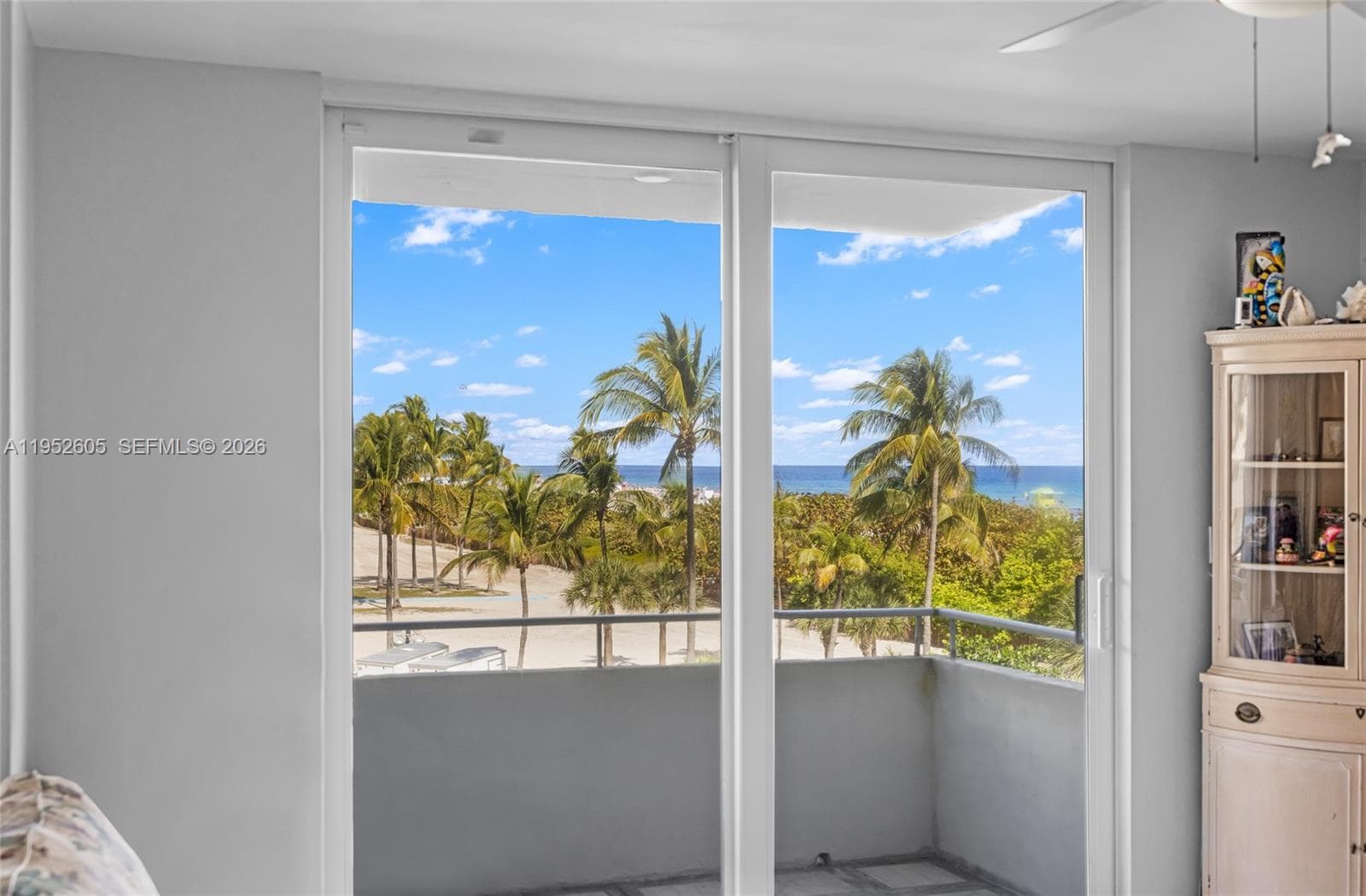 465 Ocean Dr # 419, Miami Beach FL 33139 photo 2