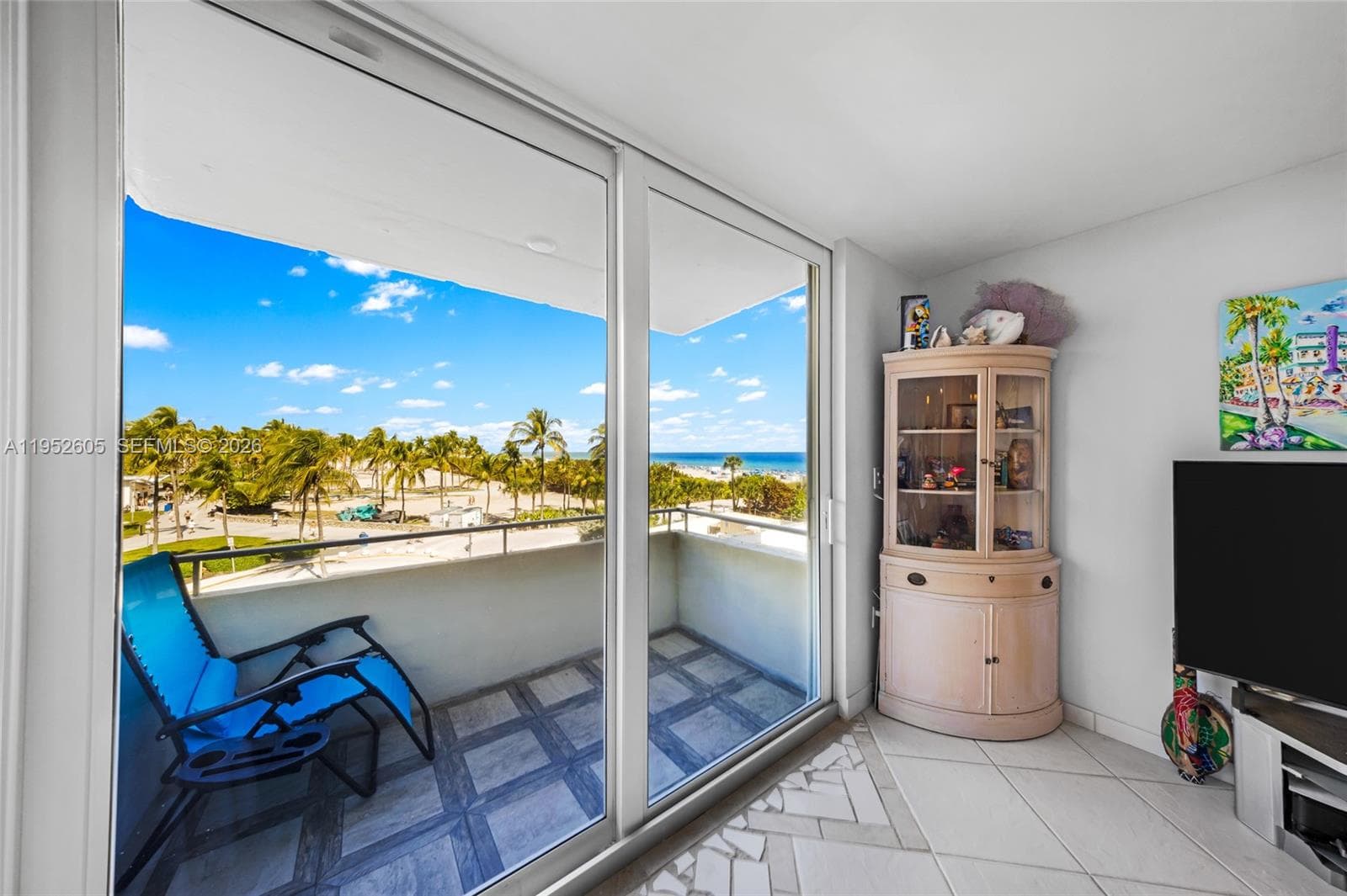 465 Ocean Dr # 419, Miami Beach FL 33139 photo 3