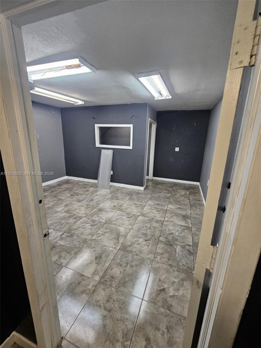 6175 NW 167th St # G18, Hialeah FL 33015 photo 4