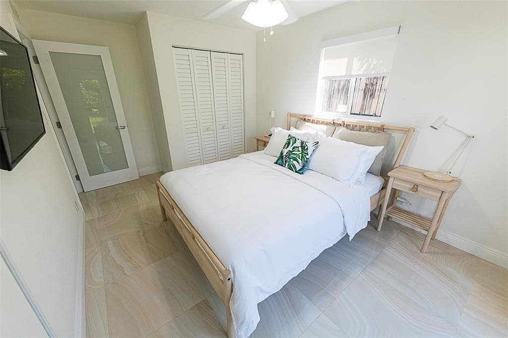 1162 Hayes Street, Hollywood FL 33019 photo 5