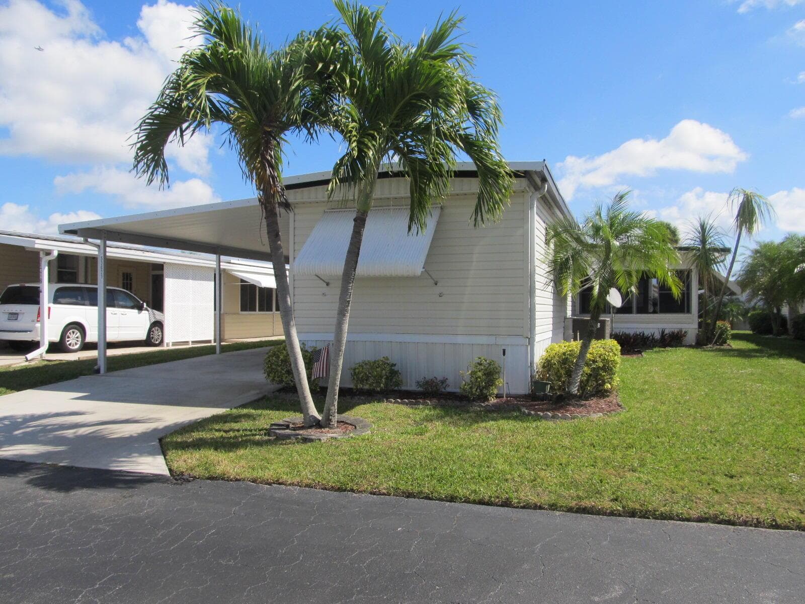 53021 Del Rio Bay, Boynton Beach FL 33436 photo 2