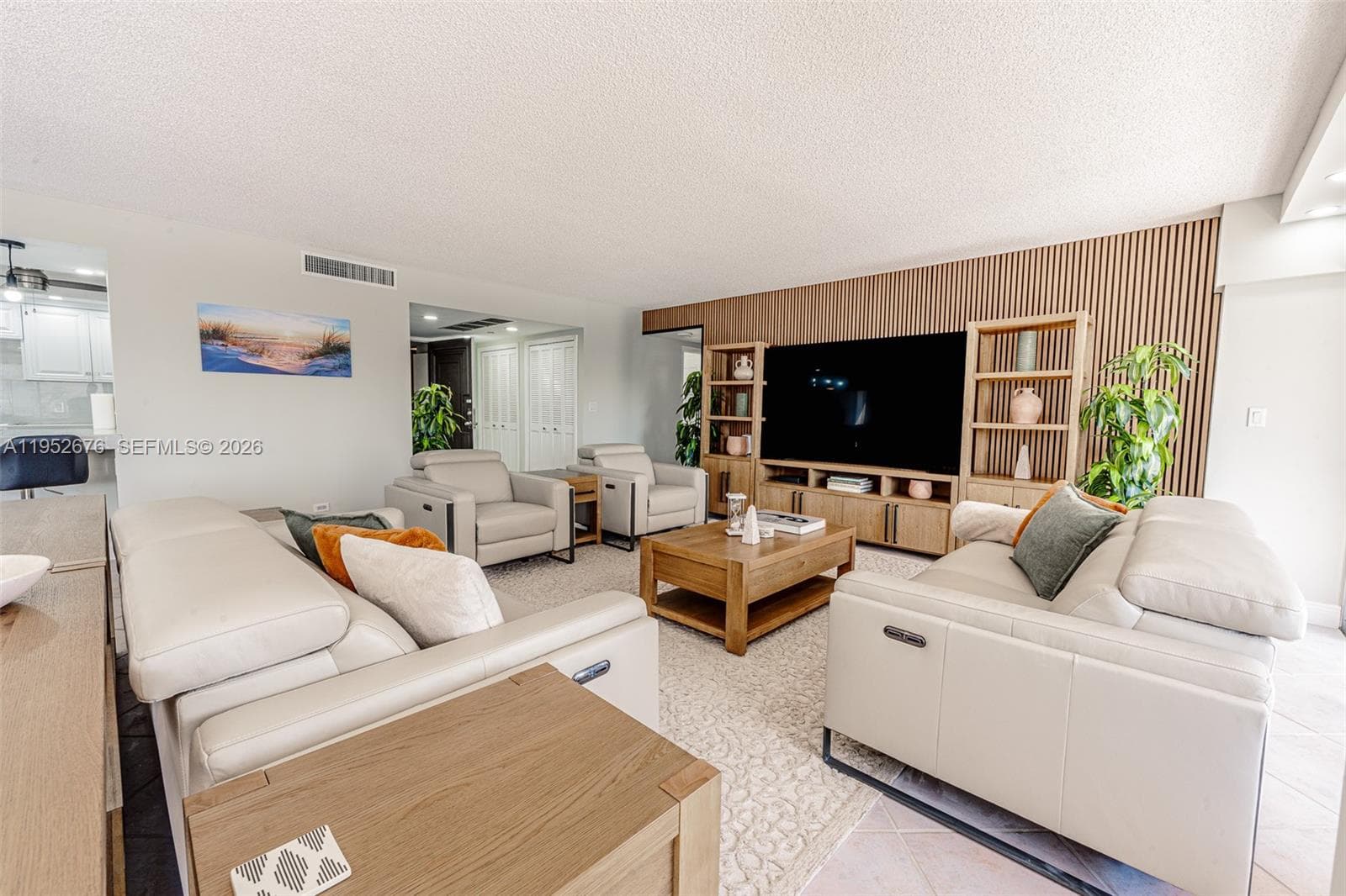 1800 NE 114th St # 909, Miami FL 33181 photo 4