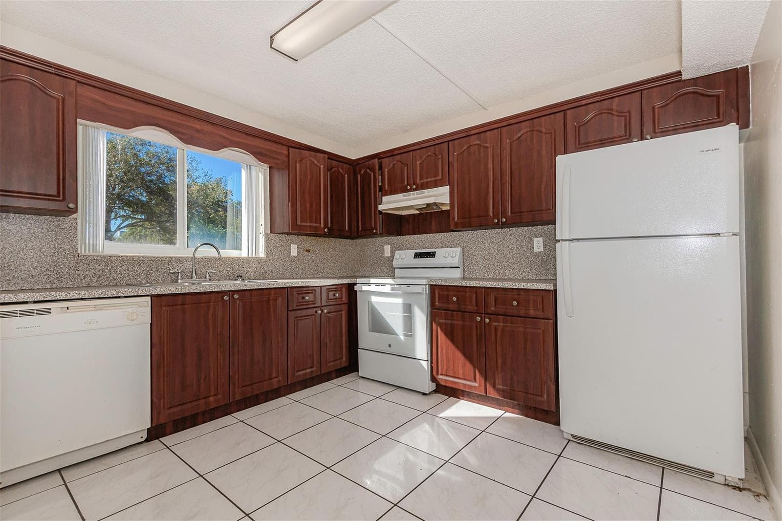 10201 NW 35th Street, Coral Springs FL 33065 photo 5