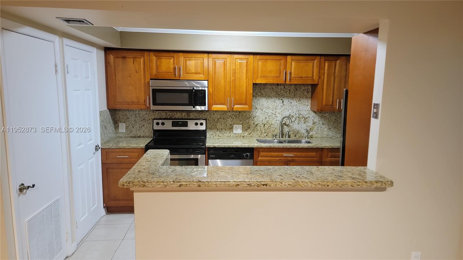 8401 SW 107th Ave # 234E, Miami, FL 33173 photo 2