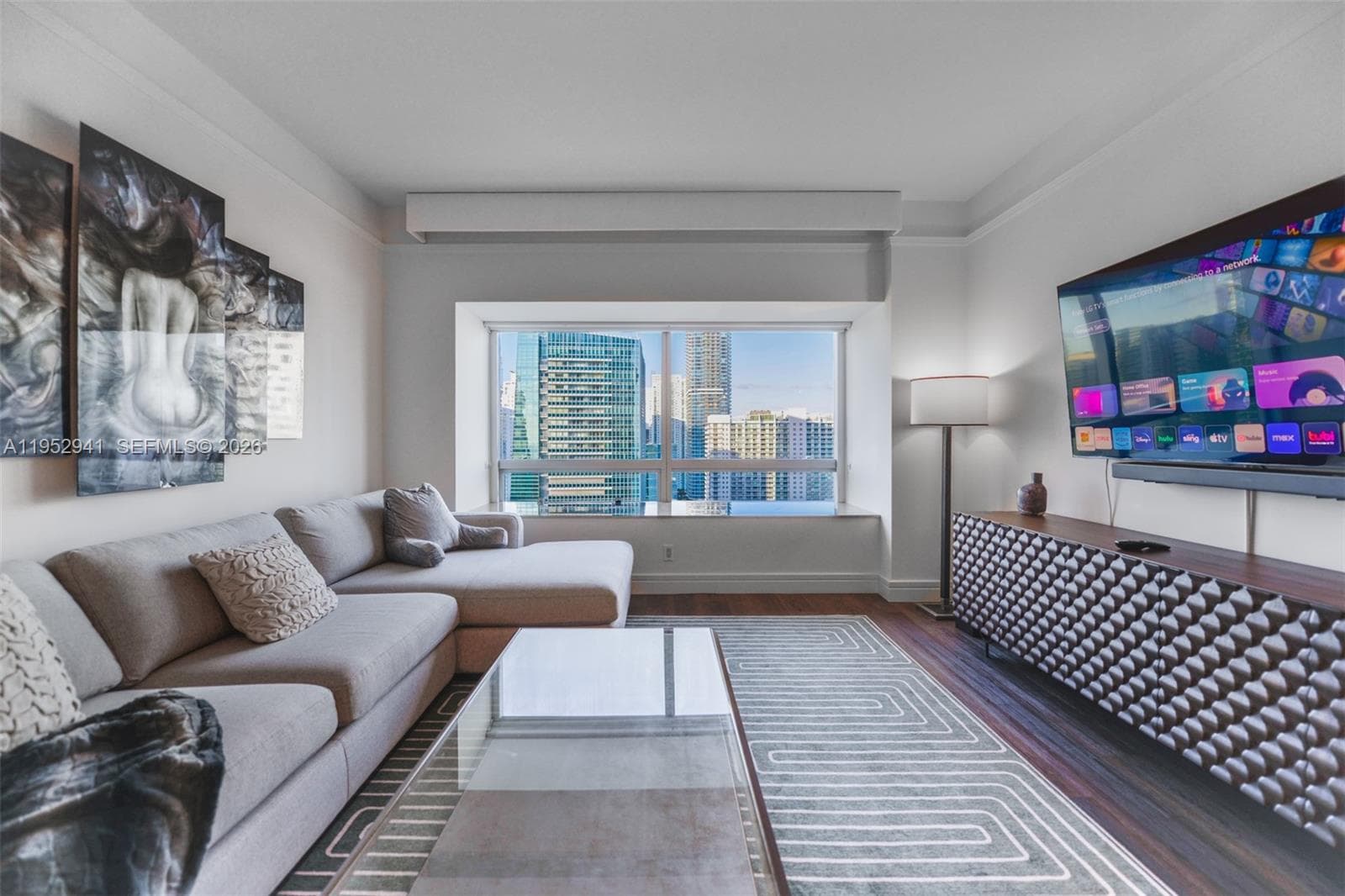 1435 Brickell Ave # 3510, Miami FL 33131 photo 3