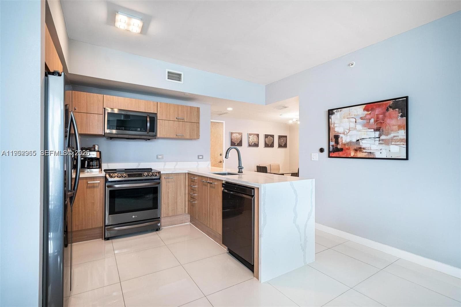 350 S Miami Ave # 2505, Miami FL 33130