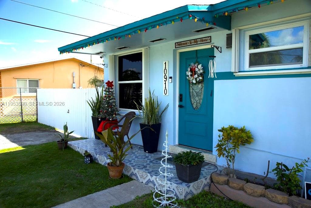 10910 SW 217th Ter, Miami FL 33170 photo 3