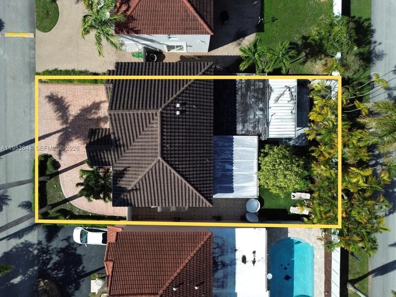 12415 NW 7th St, Miami FL 33182 photo 3