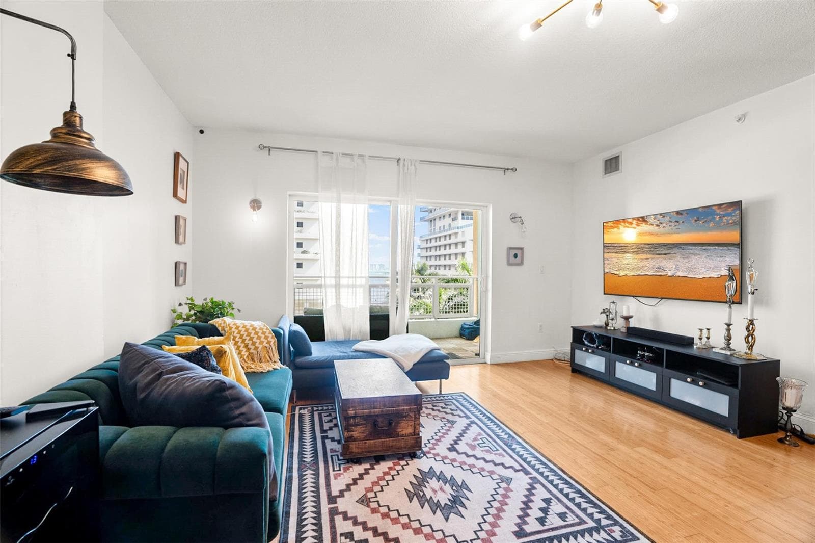 471 NE 25th Street # 503, Miami, FL 33137