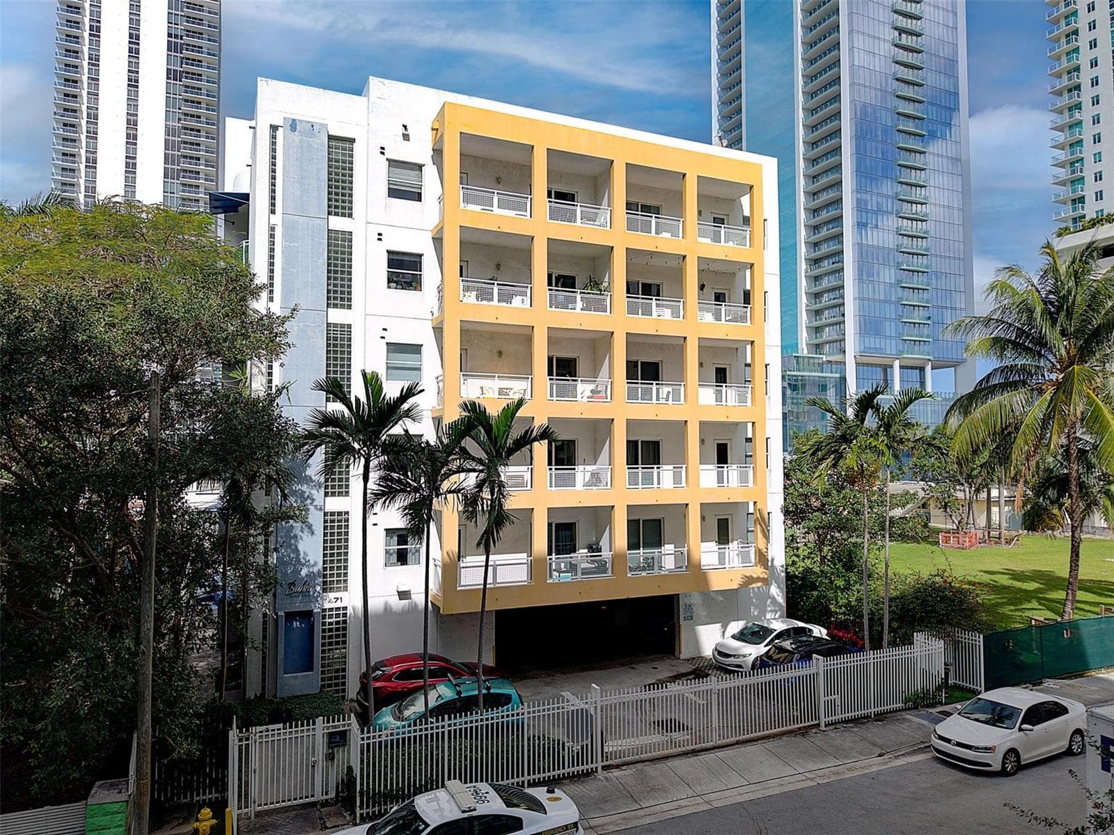 471 NE 25th Street # 503, Miami, FL 33137 photo 4
