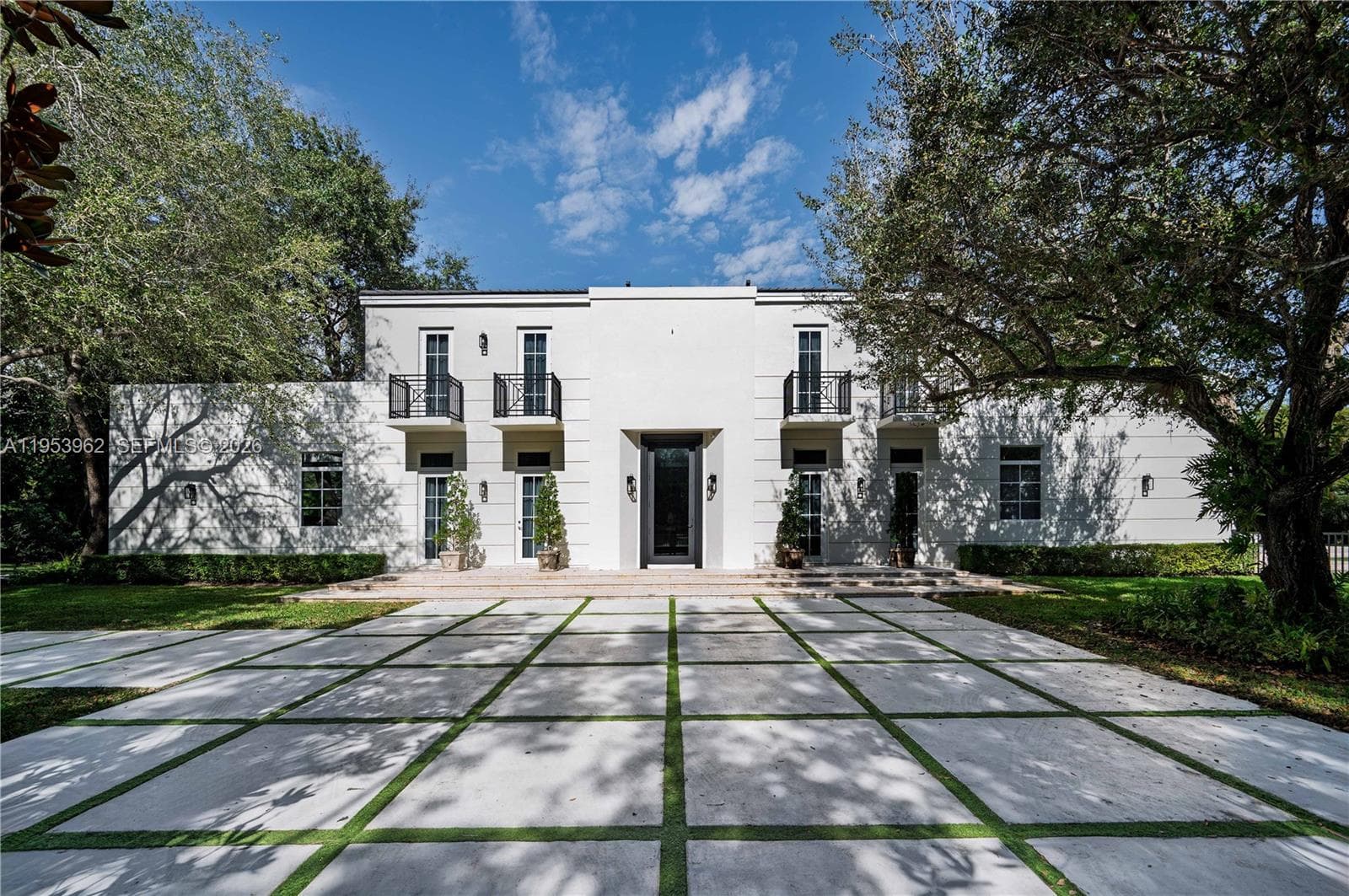 6355 SW 114th St, Pinecrest FL 33156