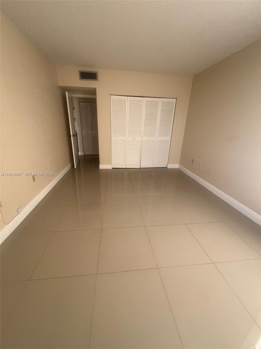 1965 S Ocean Dr # 10P, Hallandale Beach FL 33009 photo 2