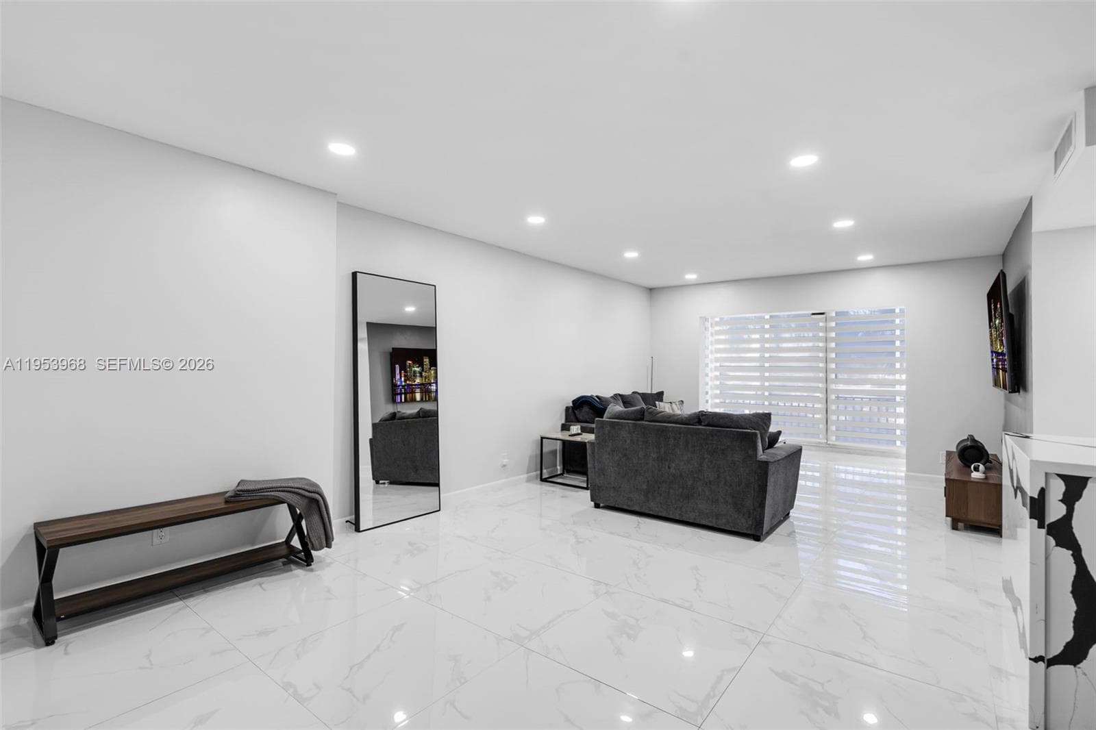 3800 Hillcrest Dr # 203, Hollywood FL 33021 photo 5
